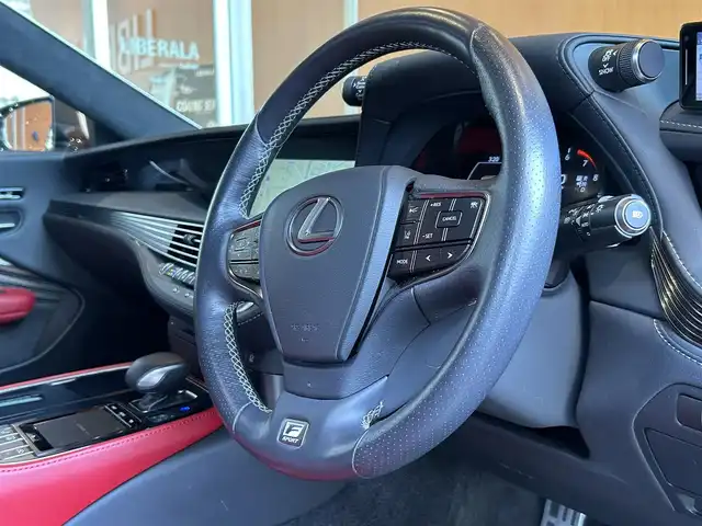 レクサス ＬＳ 500 Fスポーツ 宮城県 2018(平30)年 4.2万km ホワイトノーヴァガラスフレーク モデリスタエアロ/LexusSafetySystem+/ヘッドアップディスプレイ/純正ナビゲーションシステム/フルセグTV/全方位カメラ/レッドハーフレザーシート/エアシート/シートヒーター/メモリ機能付きパワーシート/三眼LEDヘッドライト/オートマチックハイビーム/純正20インチAW/スマートキー/パワートランクリッド/デジタルインナーミラー /ドライブレコーダー/ETC2.0車載器/ディーラー点検記録簿