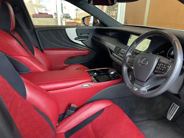 レクサス ＬＳ 500 Fスポーツ 宮城県 2018(平30)年 4.2万km ホワイトノーヴァガラスフレーク モデリスタエアロ/LexusSafetySystem+/ヘッドアップディスプレイ/純正ナビゲーションシステム/フルセグTV/全方位カメラ/レッドハーフレザーシート/エアシート/シートヒーター/メモリ機能付きパワーシート/三眼LEDヘッドライト/オートマチックハイビーム/純正20インチAW/スマートキー/パワートランクリッド/デジタルインナーミラー /ドライブレコーダー/ETC2.0車載器/ディーラー点検記録簿