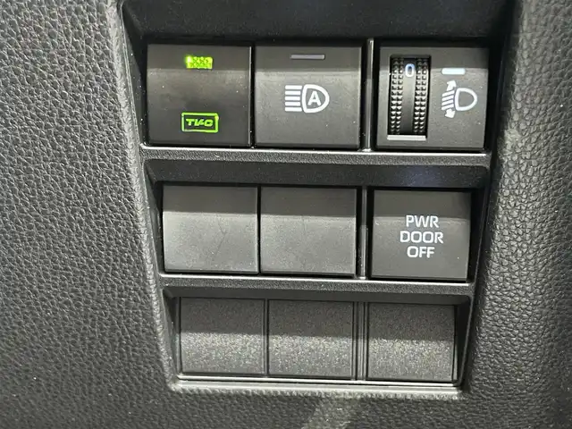 トヨタ ノア S－Z 埼玉県 2023(令5)年 1.4万km ホワイトパールクリスタルシャイン 純正１０．５型ディスプレイオーディオ　ナビ機能付　ＴＶ　ＤＶＤ機能付　純正１４型有機ＥＬ後席モニター　ＥＴＣ２．０　アダプティブクルーズコントロール　バックカメラ　テレビキャンセラー　オートホールド