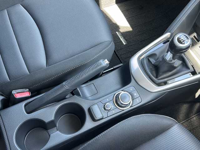 マツダ ＣＸ－３ XD 石川県 2015(平27)年 10.3万km ディープクリスタルブルーマイカ BOSEサウンド/マツダコネクトナビ/(BT/ワンセグ/CD/DVD/USB/AUX/SD)/6速MT/バックカメラ/アイドリングストップ/フルセグテレビ/TCS/クルーズコントロール/４WD/ETC/レーンキープアシスト/プッシュスタート/スマートキー/社外16インチアルミホイール/オートライト/横滑り防止機能/SRSエアバッグ/ステアリングスイッチ