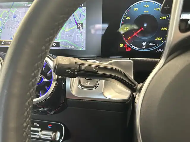 メルセデス・ベンツ Ｍ・ベンツ ＧＬＢ２００ｄ 福岡県 2022(令4)年 1.4万km ポーラホワイト レーダーセーフティ　/純正ナビ　/フルセグ　/３６０°カメラ　/ＬＥＤライト　/ＡＣＣ　/ＢＳＭ　/レーンキープ　/ハーフレザー　/シートヒーター　/パドルシフト　/パワーバックドア　/アンビエントライト　/純正１８インチＡＷ
