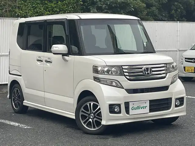 ホンダ Ｎ ＢＯＸ カスタム G SSパッケージ 茨城県 2013(平25)年 10.5万km プレミアムホワイトパール 両側パワースライドドア/純正ホイール/純正ＣＤコンポ/プッシュスタートボタン/横滑り防止/オートライト/ドアバイザー/純正カーペット/社外ホイール付き/チップアップシート