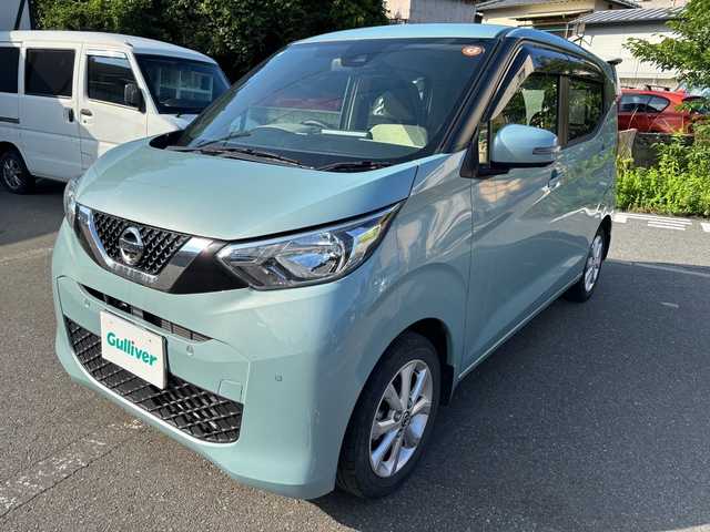 日産 デイズ X 福岡県 2020(令2)年 1.8万km ダークグレーM オーディション（AM/FM/CD/AUX）/アイドリングストップ/コーナーセンサー/アラウンドビューバックモニター/オートライト/純正アルミホイール/プッシュスタート/スペアキー×１/電格ミラー/保証書/取扱説明書