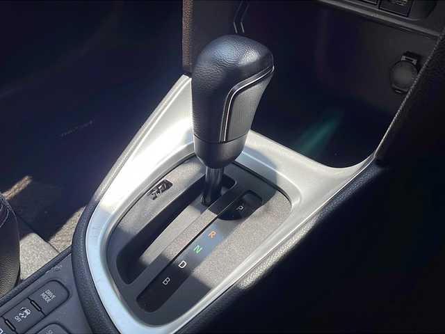 トヨタ ヤリスクロス ハイブリッド Z 長野県 2021(令3)年 1.7万km ホワイトパールクリスタルシャイン 4WD/モデリスタエアロ（F・S・R）/純正ディスプレイオーディオ/FM・AM・フルセグTV・BT/AppleCarPlay対応/バックカメラ/前後ドライブレコーダー（DC-DR652）/レーダークルーズコントロール/衝突被害軽減ブレーキ/前後コーナーセンサー/ダウンヒルコントロール/革巻きステアリング/ステアリングヒーター/ハーフレザーシート/前席パワーシート/AC100V電源/電動パーキング/オートホールド/LEDヘッドライト/オートハイビーム/オートライト/プッシュスタート/スマートキー/ETC