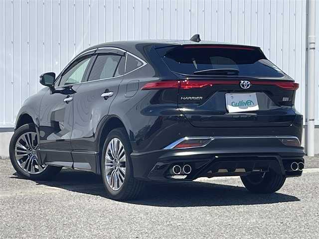 トヨタ ハリアー ハイブリッド Z レザーパッケージ 熊本県 2021(令3)年 2.5万km プレシャスブラックパール ワンオーナー車/保証書・取説有り/純正12.3インチコネクティッドナビ/・BT/USB/フルセグ/全方位カメラ/JBLサウンド/ビルトインETC2.0/GRスポーツフルエアロ/黒革シート/・エアーシート/・シートヒーター/パワーバックドア/デジタルインナーミラー/前後ドラレコ/4本出しマフラー/置くだけ充電/ヘッドアップディスプレイ/ステアリングヒーター/トヨタセーフティセンス/・プリクラッシュセーフティ/・レーントレーシングアシスト/・レーンディパーチャーアラート/・レーダークルーズコントロール/・アダクティブハイビーム/・ロードサインアシスト/・ドライバー異常時対応システム/・プロアクティブドライビングアシスト/マット/バイザー/スマートキー