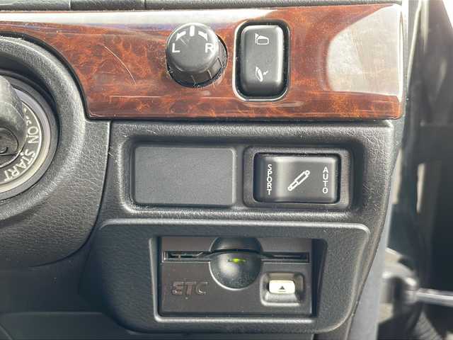 日産 プレジデント ソブリン 富山県 2005(平17)年 15.7万km スーパーブラック