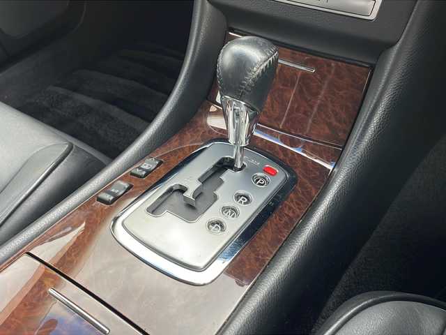 日産 プレジデント ソブリン 富山県 2005(平17)年 15.7万km スーパーブラック