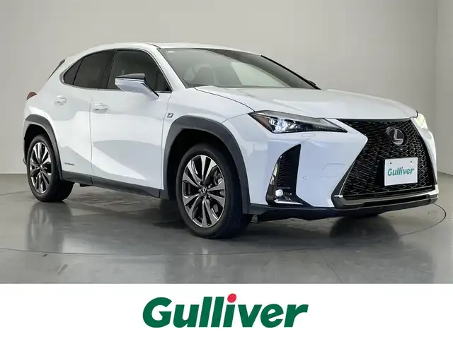 レクサス ＵＸ 250h Fスポーツ 愛知県 2021(令3)年 5.1万km ホワイトノーヴァガラスフレーク 純正ナビ　フルセグＴＶ　ムーンルーフ　全方位カメラ　三眼ＬＥＤライト　黒革　シートヒーター　電動リアゲート　衝突軽減　追従クルコン　コーナーセンサー　ＨＵＤ　ＢＳＭ　ハンドルヒーター　ＥＴＣ　禁煙車