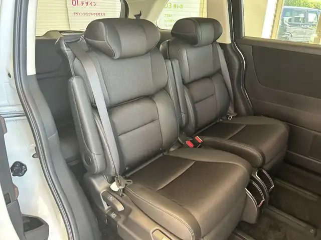 ホンダ オデッセイ ハイブリッド e:HEVアブソルート EX 埼玉県 2021(令3)年 5.9万km プラチナホワイトパール ホンダセンシング/純正10インチメモリナビ/　CD/DVD/BT/フルセグ/両側パワースライドドア/アラウンドビューモニター/レーダークルーズコントロール/LEDオートライト/ハーフレザーシート/シートヒーター/純正18インチアルミホイール/ステアリングスイッチ/USBポート/ビルトインETC2.0