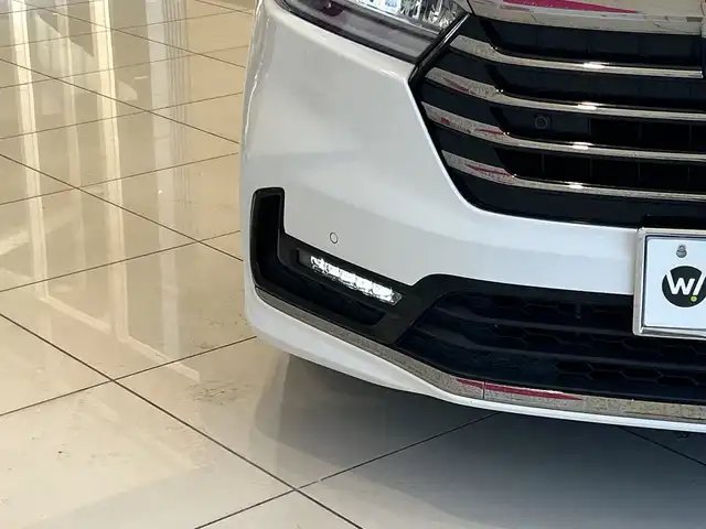 ホンダ オデッセイ ハイブリッド e:HEVアブソルート EX 埼玉県 2021(令3)年 5.9万km プラチナホワイトパール ホンダセンシング/純正10インチメモリナビ/　CD/DVD/BT/フルセグ/両側パワースライドドア/アラウンドビューモニター/レーダークルーズコントロール/LEDオートライト/ハーフレザーシート/シートヒーター/純正18インチアルミホイール/ステアリングスイッチ/USBポート/ビルトインETC2.0