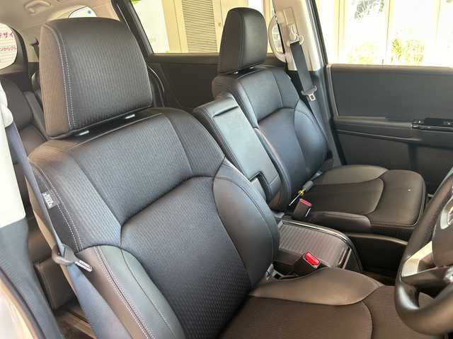 ホンダ オデッセイ ハイブリッド e:HEVアブソルート EX 神奈川県 2021(令3)年 5.9万km プラチナホワイトパール ホンダセンシング/純正10インチメモリナビ/　CD/DVD/BT/フルセグ/両側パワースライドドア/アラウンドビューモニター/レーダークルーズコントロール/LEDオートライト/ハーフレザーシート/シートヒーター/純正18インチアルミホイール/ステアリングスイッチ/USBポート/ビルトインETC2.0