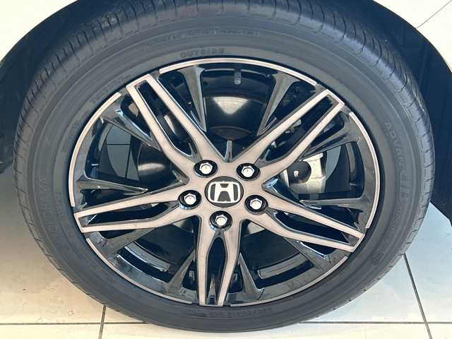 ホンダ オデッセイ ハイブリッド e:HEVアブソルート EX 神奈川県 2021(令3)年 5.9万km プラチナホワイトパール ホンダセンシング/純正10インチメモリナビ/　CD/DVD/BT/フルセグ/両側パワースライドドア/アラウンドビューモニター/レーダークルーズコントロール/LEDオートライト/ハーフレザーシート/シートヒーター/純正18インチアルミホイール/ステアリングスイッチ/USBポート/ビルトインETC2.0