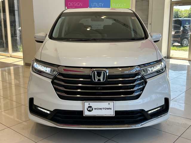 ホンダ オデッセイ ハイブリッド e:HEVアブソルート EX 神奈川県 2021(令3)年 5.9万km プラチナホワイトパール ホンダセンシング/純正10インチメモリナビ/　CD/DVD/BT/フルセグ/両側パワースライドドア/アラウンドビューモニター/レーダークルーズコントロール/LEDオートライト/ハーフレザーシート/シートヒーター/純正18インチアルミホイール/ステアリングスイッチ/USBポート/ビルトインETC2.0