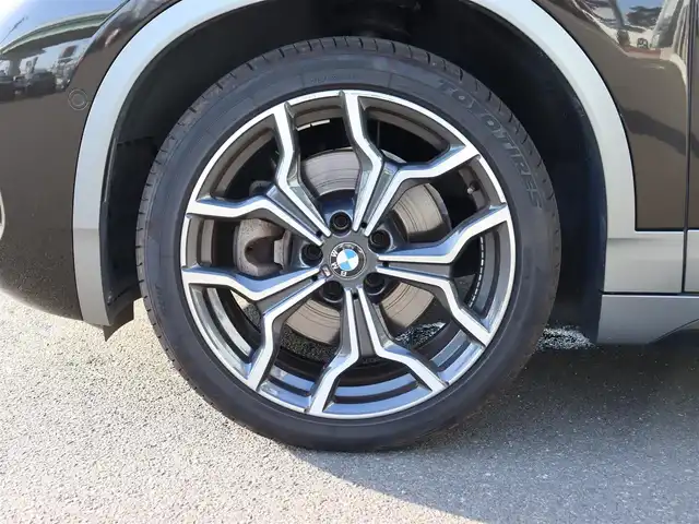 ＢＭＷ Ｘ２ xDrive20i MスポーツX 宮城県 2018(平30)年 2.4万km スパークリングストームブリリアントエフェクト ハイラインパッケージ/ブラックレザーシート/パワーシート/シートヒーター/メモリ付きシート/純正ＨＤＤナビ/バックカメラ/アンビエントライト/パーク・ディスタンス・コントロール/ダウンヒルアシストコントロール/クルーズコントロール/パーキングアシスト/レーンキープアシスト/パドルシフト/パワーバックドア/LEDヘッドライト/オートライト/アイドリングストップ/Bluetooth接続/プッシュスタート/スマートキー/純正19インチAW/前方ドライブレコーダー/ETC
