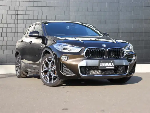 ＢＭＷ Ｘ２ xDrive20i MスポーツX 宮城県 2018(平30)年 2.4万km スパークリングストームブリリアントエフェクト ハイラインパッケージ/ブラックレザーシート/パワーシート/シートヒーター/メモリ付きシート/純正ＨＤＤナビ/バックカメラ/アンビエントライト/パーク・ディスタンス・コントロール/ダウンヒルアシストコントロール/クルーズコントロール/パーキングアシスト/レーンキープアシスト/パドルシフト/パワーバックドア/LEDヘッドライト/オートライト/アイドリングストップ/Bluetooth接続/プッシュスタート/スマートキー/純正19インチAW/前方ドライブレコーダー/ETC