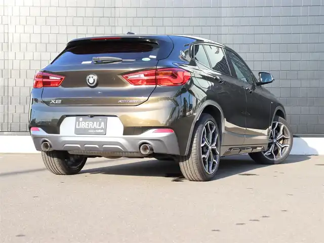 ＢＭＷ Ｘ２ xDrive20i MスポーツX 宮城県 2018(平30)年 2.4万km スパークリングストームブリリアントエフェクト ハイラインパッケージ/ブラックレザーシート/パワーシート/シートヒーター/メモリ付きシート/純正ＨＤＤナビ/バックカメラ/アンビエントライト/パーク・ディスタンス・コントロール/ダウンヒルアシストコントロール/クルーズコントロール/パーキングアシスト/レーンキープアシスト/パドルシフト/パワーバックドア/LEDヘッドライト/オートライト/アイドリングストップ/Bluetooth接続/プッシュスタート/スマートキー/純正19インチAW/前方ドライブレコーダー/ETC