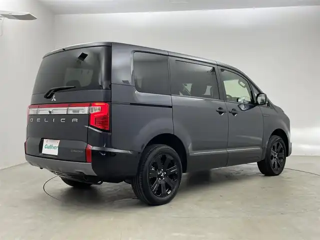 三菱 デリカＤ：５ シャモニー 埼玉県 2025(令7)年 0.1千km グラファイトグレーメタリック/ブラックマイカ 登録済未使用車/4WD/全周囲モニター/e-ASSIST/　衝突軽減ブレーキ/　レーンキープアシスト/　レーダクルーズコントロール/　ブラインドスポットモニター/　ヒルスタートアシスト/　誤発進抑制機能/　オートハイビーム/デジタルインナーミラー/両側パワースライドドア/パワーバックドア/シートヒーター/ステアリングヒーター/パドルシフト/ハーフレザーシート/シートヒーター/AC１００V/LEDオートライト