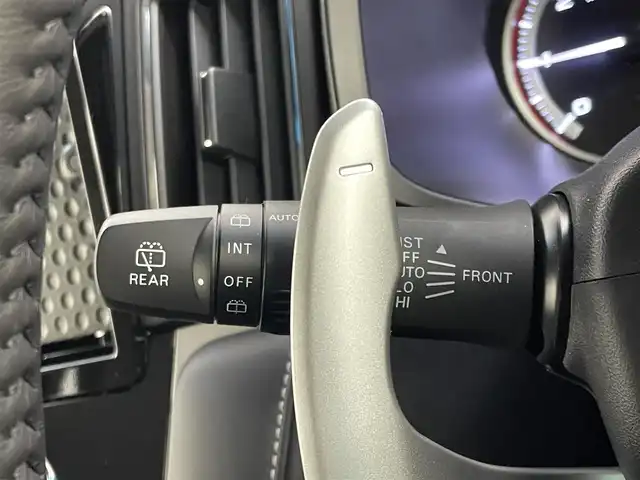 三菱 デリカＤ：５ シャモニー 埼玉県 2025(令7)年 0.1千km グラファイトグレーメタリック/ブラックマイカ 登録済未使用車/4WD/全周囲モニター/e-ASSIST/　衝突軽減ブレーキ/　レーンキープアシスト/　レーダクルーズコントロール/　ブラインドスポットモニター/　ヒルスタートアシスト/　誤発進抑制機能/　オートハイビーム/デジタルインナーミラー/両側パワースライドドア/パワーバックドア/シートヒーター/ステアリングヒーター/パドルシフト/ハーフレザーシート/シートヒーター/AC１００V/LEDオートライト