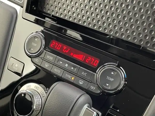 三菱 デリカＤ：５ シャモニー 埼玉県 2025(令7)年 0.1千km グラファイトグレーメタリック/ブラックマイカ 登録済未使用車/4WD/全周囲モニター/e-ASSIST/　衝突軽減ブレーキ/　レーンキープアシスト/　レーダクルーズコントロール/　ブラインドスポットモニター/　ヒルスタートアシスト/　誤発進抑制機能/　オートハイビーム/デジタルインナーミラー/両側パワースライドドア/パワーバックドア/シートヒーター/ステアリングヒーター/パドルシフト/ハーフレザーシート/シートヒーター/AC１００V/LEDオートライト