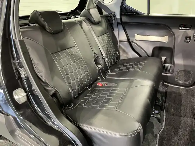スズキ クロスビー HYBRID MZ 愛知県 2018(平30)年 7万km スーパーブラックパール 3トーンコーディネート 純正8インチナビ/（Bluetooth/AM/FM/フルセグTV）/衝突軽減ブレーキ/アラウンドビューモニター/ビルトインETC/シートヒーター/ＬＥＤヘッドライト/クルーズコントロール/レーンキープアシスト/パーキングアシスト/プッシュスタート/スマートキー/純正フロアマット/純正16インチＡＷ