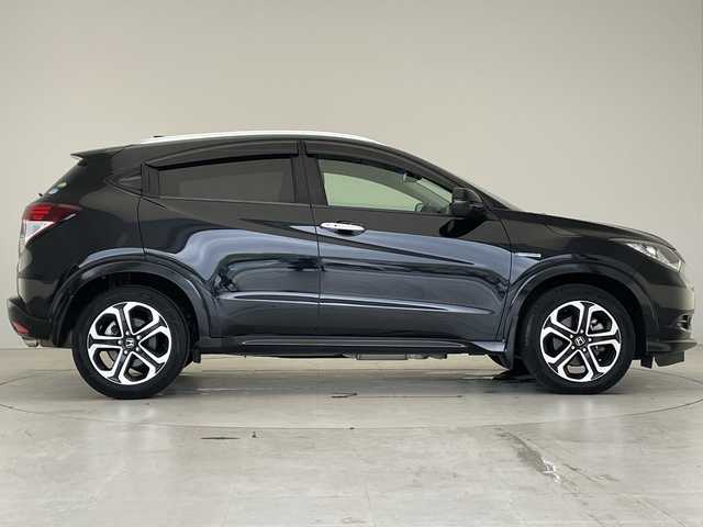 ホンダ ヴェゼル ハイブリッド Z 愛知県 2015(平27)年 4.1万km クリスタルブラックパール 純正ナビ/クルーズコントロール/シートヒーター/バックカメラ/純正アルミホイール/LEDヘッドライト/パドルシフト/オートライト/ドライブレコーダー/ETC/ステアリングスイッチ/スマートキー/プッシュスタート