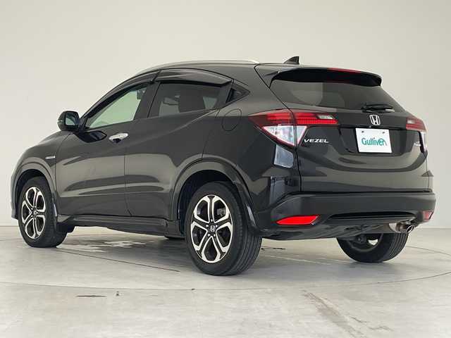 ホンダ ヴェゼル ハイブリッド Z 愛知県 2015(平27)年 4.1万km クリスタルブラックパール 純正ナビ/クルーズコントロール/シートヒーター/バックカメラ/純正アルミホイール/LEDヘッドライト/パドルシフト/オートライト/ドライブレコーダー/ETC/ステアリングスイッチ/スマートキー/プッシュスタート