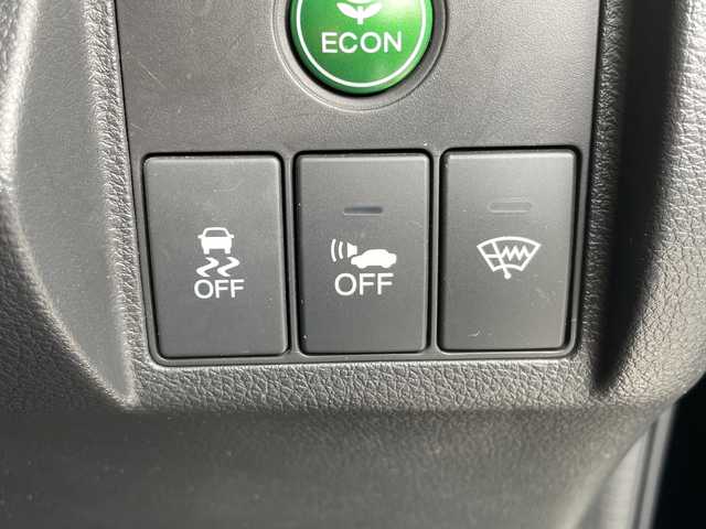 ホンダ ヴェゼル ハイブリッド Z 愛知県 2015(平27)年 4.1万km クリスタルブラックパール 純正ナビ/クルーズコントロール/シートヒーター/バックカメラ/純正アルミホイール/LEDヘッドライト/パドルシフト/オートライト/ドライブレコーダー/ETC/ステアリングスイッチ/スマートキー/プッシュスタート