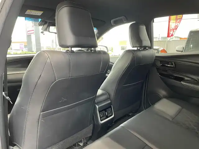 トヨタ ハリアー プレミアム 岡山県 2019(平31)年 5.3万km ホワイトパールクリスタルシャイン 登録時走行距離52465km/TRDフルエアロ/Toyota Safety Sense/・プリクラッシュセーフティシステム/・レーダークルーズコントロール/・レーンディパーチャーアラート/・オートマティックハイビーム/純正SDナビ/(AM/FM/DISC/TV/BT/HDMI)/全方位カメラ/ビルトインETC/パワーシート/アイドリングストップ/プッシュスタート/スマートキー/スペアキー/カードキー/純正１８インチアルミホイール