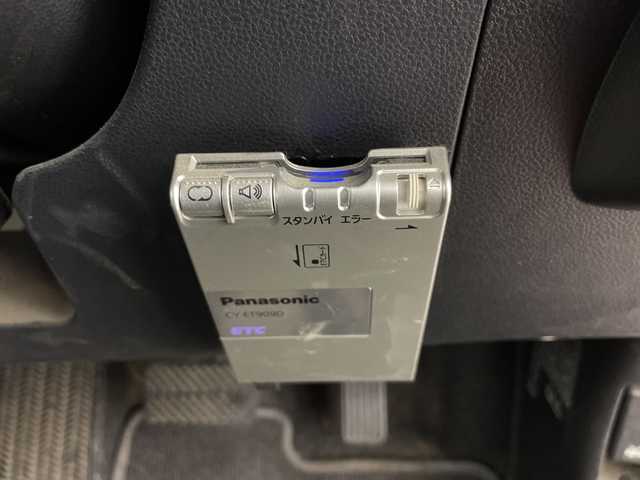 ホンダ フィット G 道央・札幌 2008(平20)年 11.2万km ミラノレッド ・純正ナビ（VXS-092CVi）/・CD/DVD/SD/ワンセグTV/・オートライト/・リモコンキー/・社外ETC/・ABS/・盗難防止装置/・積込スタッドレス社外AW付