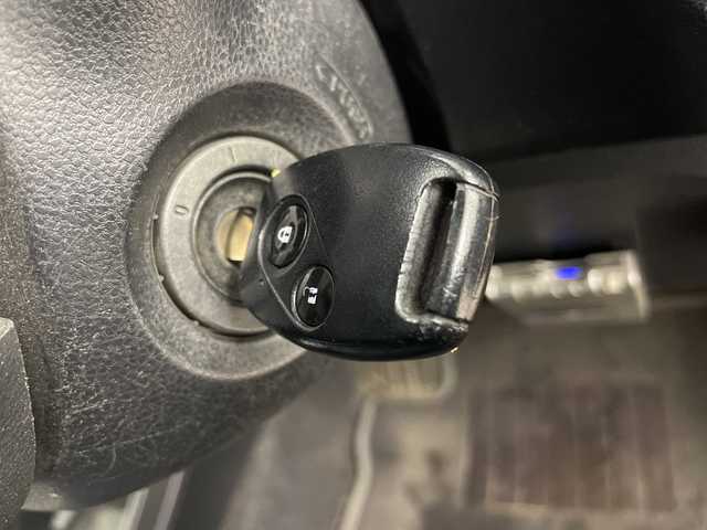 ホンダ フィット G 道央・札幌 2008(平20)年 11.2万km ミラノレッド ・純正ナビ（VXS-092CVi）/・CD/DVD/SD/ワンセグTV/・オートライト/・リモコンキー/・社外ETC/・ABS/・盗難防止装置/・積込スタッドレス社外AW付