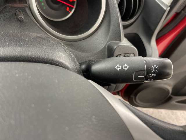 ホンダ フィット G 道央・札幌 2008(平20)年 11.2万km ミラノレッド ・純正ナビ（VXS-092CVi）/・CD/DVD/SD/ワンセグTV/・オートライト/・リモコンキー/・社外ETC/・ABS/・盗難防止装置/・積込スタッドレス社外AW付