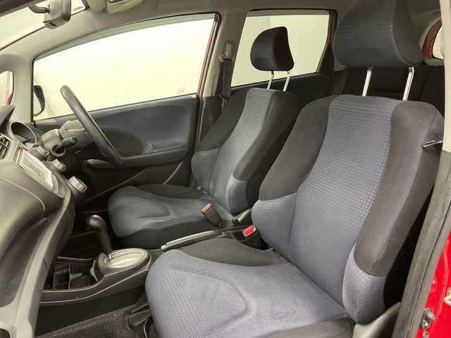 ホンダ フィット G 道央・札幌 2008(平20)年 11.2万km ミラノレッド ・純正ナビ（VXS-092CVi）/・CD/DVD/SD/ワンセグTV/・オートライト/・リモコンキー/・社外ETC/・ABS/・盗難防止装置/・積込スタッドレス社外AW付