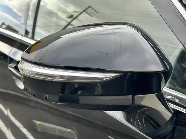 トヨタ クラウン ハイブリッド ロイヤル Four 山形県 2016(平28)年 9.6万km ブラック 純正SDナビ/・フルセグTV/AM/FM/CD/Bluetooth/4WD/バックカメラ/クルーズコントロール/オートライト/横滑り防止装置/盗難防止装置/純正16インチホイール/ETC/スマートキー/プッシュスタート/取扱説明書/保証書