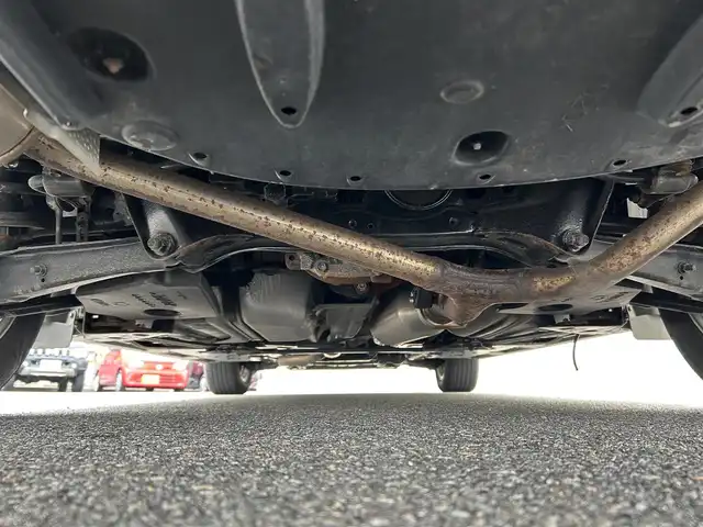 トヨタ クラウン ハイブリッド ロイヤル Four 山形県 2016(平28)年 9.6万km ブラック 純正SDナビ/・フルセグTV/AM/FM/CD/Bluetooth/4WD/バックカメラ/クルーズコントロール/オートライト/横滑り防止装置/盗難防止装置/純正16インチホイール/ETC/スマートキー/プッシュスタート/取扱説明書/保証書