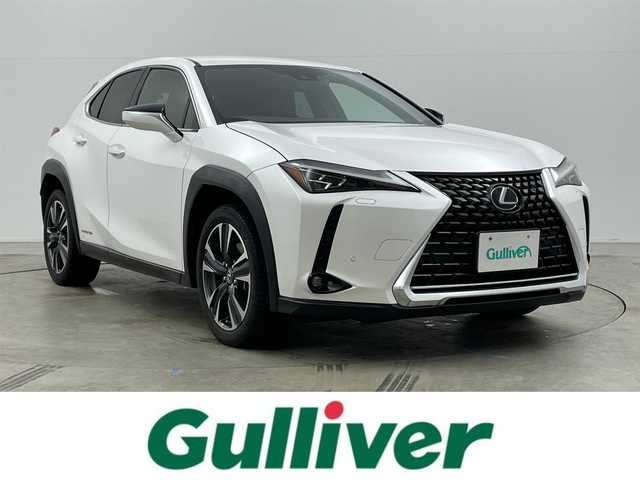 レクサス ＵＸ 250h バージョンC 岡山県 2019(平31)年 6.7万km ソニッククォーツ 純正10.3インチナビ/・FM/AM/Bluetooth/フルセグ/CD/DVD/バックカメラ/おくだけ充電/合皮シート/・パワーシート/・シートメモリー/・シートヒーター/ステアリングヒーター/ドライブレコーダー/ETC2.0/レクサスセーフティシステム/・プリクラッシュセーフティ/・レーントレーシングアシスト/・レーダークルーズコントロール/・オートマチックハイビーム/コーナーセンサー/純正18インチアルミ/純正フロアマット