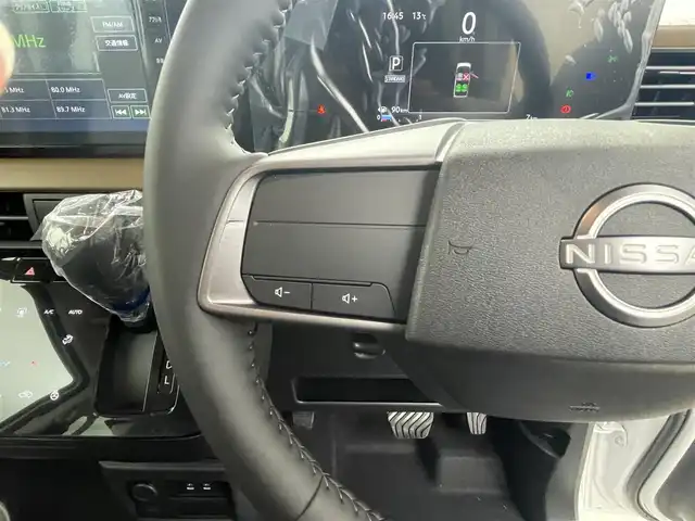 日産 ルークス ハイウェイスター X 群馬県 2025(令7)年 0.1千km パール 届出済未使用車　禁煙車　純正９インチディスプレイオーディオ　全席シートヒーター　ステアリングヒーター　　両側パワースライドドア　オートマチックハイビーム　ＬＥＤヘッドライト　純正アルミホイール