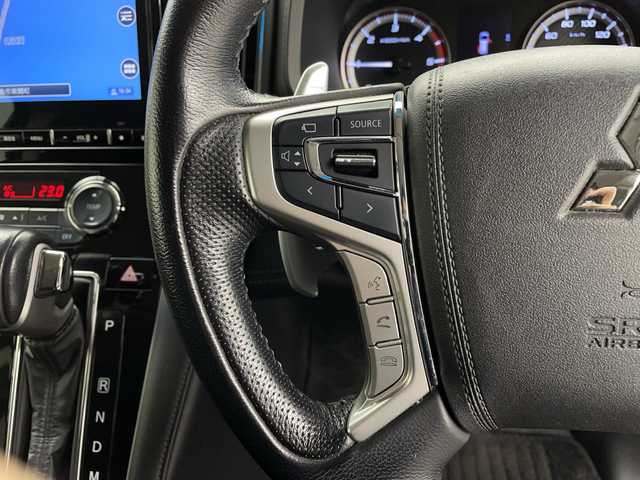 三菱 デリカＤ：５ アーバンギア G パワーパッケージ 鹿児島県 2020(令2)年 5.3万km ウォームホワイトパール 純正10インチナビ/（CD/DVD/BT/SD/USB)/マルチアラウンドモニター/フリップダウンモニター/フルセグテレビ/両側パワースライドドア/電動リアゲート/電動サイドステップ/ドライブレコーダー/ETC/革巻きステアリング/ステアリングスイッチ/プッシュスタート/スマートキー/スペアキー/LEDヘッドライト/LEDフォグランプ/純正18インチアルミホイール/純正フロアマット/純正ドアバイザー/横滑り防止装置