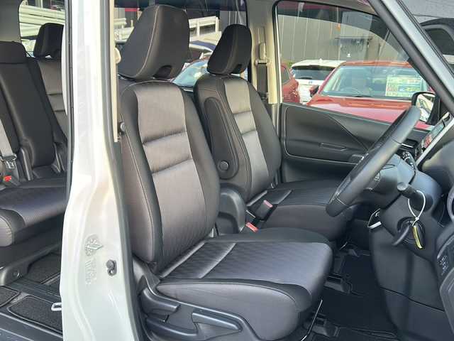 日産 セレナ ハイウェイスター V 広島県 2022(令4)年 6.6万km ブリリアントホワイトパール 禁煙/エマージェンシーブレーキ/車線逸脱警報/ハイビームアシスト/道路標識認識/BSW/プロパイロット/アルパインナビ（7DNXF）/・フルセグ/CD/DVD/SD/REC/Bluetooth/バックカメラ/革巻ステアリング/ステアリングスイッチ/オートライト/スマートキー/プッシュスタート/スマートキー/電動パーキングブレーキ/オートホールド/LEDヘッドライト/フォグランプ/ドライブレコーダー/ETC/フロアマット/ドアバイザー/アイドリングストップ/オートデュアルエアコン、リヤヒーターダクト  /純正１６インチアルミホイール