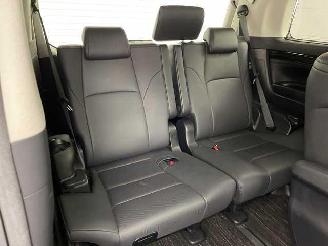 トヨタ アルファード S Cパッケージ 兵庫県 2020(令2)年 4.9万km ブラック ・ワンオーナー車/・純正ナビ&CD&DVD&TV&USB&BT/・Apple Car Play・AndroidAuto/・ビルトインETC/・デジタルインナーミラー/・バックカメラ/・3眼LEDライト/・LEDフォグランプ/・革シート/・パワーシート/・シートヒーター/・エアシート/・オットマン/・ウォークスルー/・ステアリングヒーター/・パワーバックドア/・両側パワースライドドア/・トヨタセーフティセンス/・プリクラッシュセーフティ/・レーントレーシングアシスト/・レーダークルーズコントロール/・ロードサインアシスト/・アダプティブハイビームシステム/・先行車発進告知機能/・インテリジェントクリアランスソナー/・nanoe/・純正フロアマット/・純正18インチアルミホイール