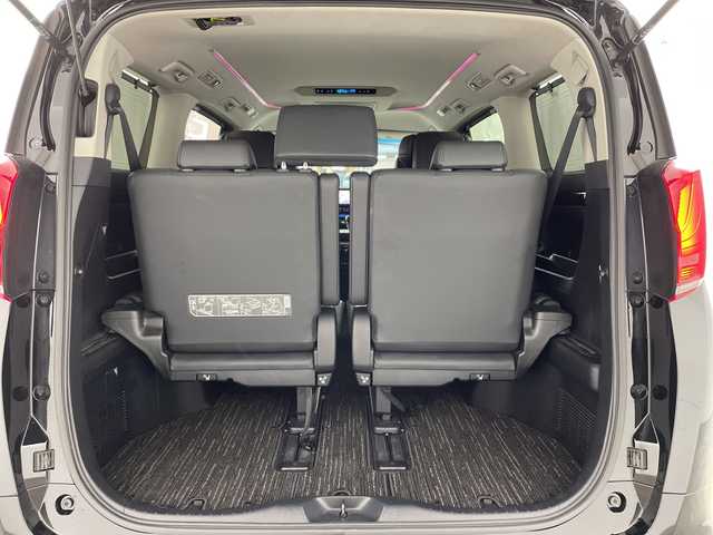 トヨタ アルファード S Cパッケージ 兵庫県 2020(令2)年 4.9万km ブラック ・ワンオーナー車/・純正ナビ&CD&DVD&TV&USB&BT/・Apple Car Play・AndroidAuto/・ビルトインETC/・デジタルインナーミラー/・バックカメラ/・3眼LEDライト/・LEDフォグランプ/・革シート/・パワーシート/・シートヒーター/・エアシート/・オットマン/・ウォークスルー/・ステアリングヒーター/・パワーバックドア/・両側パワースライドドア/・トヨタセーフティセンス/・プリクラッシュセーフティ/・レーントレーシングアシスト/・レーダークルーズコントロール/・ロードサインアシスト/・アダプティブハイビームシステム/・先行車発進告知機能/・インテリジェントクリアランスソナー/・nanoe/・純正フロアマット/・純正18インチアルミホイール