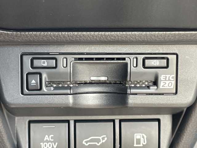 トヨタ プリウス Z 神奈川県 2023(令5)年 1.2万km プラチナホワイトパールマイカ パノラマルーフ/モデリスタフルエアロ/全方位カメラ/純正１２インチナビ/フルセグ/Bluetooth/デジタルインナーミラー/ETC2.0/追従式クルーズコントロール/純正ドライブレコーダー/パワーシート/前席シートヒーター/パーキングアシスト/ステアリングヒーター/レーンキープアシスト/衝突被害軽減システム/盗難防止装置/オートマチックハイビーム/オートライト/スペアキー