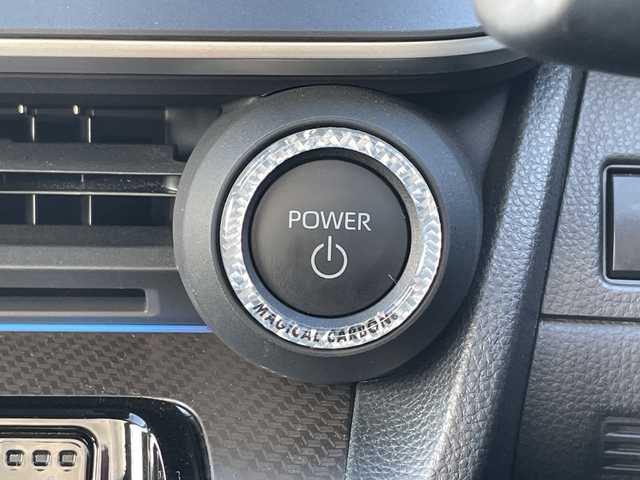 トヨタ プリウス Z 神奈川県 2023(令5)年 1.2万km プラチナホワイトパールマイカ パノラマルーフ/モデリスタフルエアロ/全方位カメラ/純正１２インチナビ/フルセグ/Bluetooth/デジタルインナーミラー/ETC2.0/追従式クルーズコントロール/純正ドライブレコーダー/パワーシート/前席シートヒーター/パーキングアシスト/ステアリングヒーター/レーンキープアシスト/衝突被害軽減システム/盗難防止装置/オートマチックハイビーム/オートライト/スペアキー