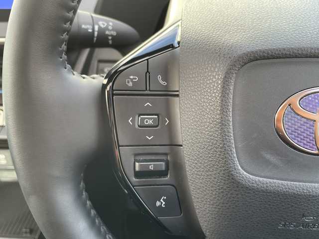 トヨタ プリウス Z 神奈川県 2023(令5)年 1.2万km プラチナホワイトパールマイカ パノラマルーフ/モデリスタフルエアロ/全方位カメラ/純正１２インチナビ/フルセグ/Bluetooth/デジタルインナーミラー/ETC2.0/追従式クルーズコントロール/純正ドライブレコーダー/パワーシート/前席シートヒーター/パーキングアシスト/ステアリングヒーター/レーンキープアシスト/衝突被害軽減システム/盗難防止装置/オートマチックハイビーム/オートライト/スペアキー