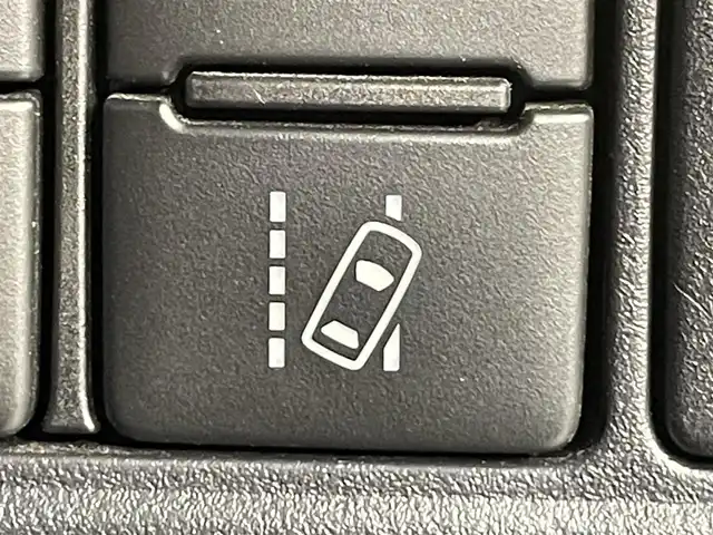 トヨタ ヴォクシー ZS 煌Ⅱ 愛知県 2019(令1)年 7.8万km ブラック 純正10incSDナビ/CD/DVD/BT/フルセグTV/バックカメラ/純正ETC2.0/トヨタセーフティーセンス/衝突軽減ブレーキ/車線逸脱警報/クリアランスソナー/先行車お知らせ機能/クルーズコントロール/両側パワースライドドア/LEDヘッドライト/オートライト/オートハイビーム/スマートキー/プッシュスタート