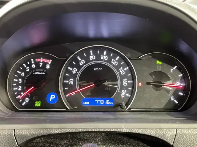 トヨタ ヴォクシー ZS 煌Ⅱ 愛知県 2019(令1)年 7.8万km ブラック 純正10incSDナビ/CD/DVD/BT/フルセグTV/バックカメラ/純正ETC2.0/トヨタセーフティーセンス/衝突軽減ブレーキ/車線逸脱警報/クリアランスソナー/先行車お知らせ機能/クルーズコントロール/両側パワースライドドア/LEDヘッドライト/オートライト/オートハイビーム/スマートキー/プッシュスタート