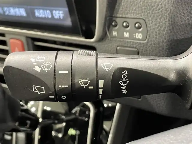 トヨタ ヴォクシー ZS 煌Ⅱ 愛知県 2019(令1)年 7.8万km ブラック 純正10incSDナビ/CD/DVD/BT/フルセグTV/バックカメラ/純正ETC2.0/トヨタセーフティーセンス/衝突軽減ブレーキ/車線逸脱警報/クリアランスソナー/先行車お知らせ機能/クルーズコントロール/両側パワースライドドア/LEDヘッドライト/オートライト/オートハイビーム/スマートキー/プッシュスタート