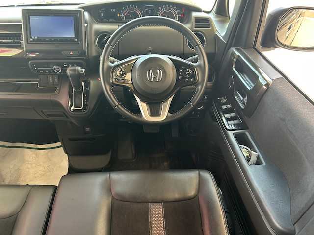 ホンダ Ｎ ＢＯＸ カスタム G L ターボ ホンダセンシング 埼玉県 2020(令2)年 3.1万km プレミアムベルベットパープル・パール ホンダセンシング/社外ＳＤナビ　/　　CD/BT/USB/ワンセグTV/バックカメラ/両側電動スライドドア　/レーダークルーズコントロール/LEDオートライト/前後ドライブレコーダー　/ビルトインＥＴＣ/プッシュスタート/禁煙車