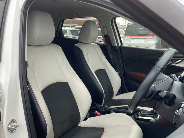 マツダ ＣＸ－３ XD Lパッケージ 秋田県 2018(平30)年 1.8万km スノーフレイクホワイトパールマイカ 登録時走行距離17791km/４WD/純正HDDナビ/CD/DVD/Bluetooth/バックカメラ/フルセグTV/ETC/前方ドライブレコーダー/横滑り防止装置/レーンキープアシスト/盗難防止装置/衝突被害軽減システム/車線逸脱警報/ステアリングヒーター/運助シートヒーター/運転席パワーシート/格納ウィンカーミラー/社外AW/LEDヘッドライト/フォグランプ/スマートキー/スペアキー
