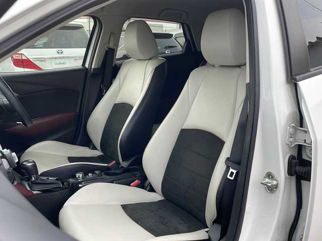 マツダ ＣＸ－３ XD Lパッケージ 秋田県 2018(平30)年 1.8万km スノーフレイクホワイトパールマイカ 登録時走行距離17791km/４WD/純正HDDナビ/CD/DVD/Bluetooth/バックカメラ/フルセグTV/ETC/前方ドライブレコーダー/横滑り防止装置/レーンキープアシスト/盗難防止装置/衝突被害軽減システム/車線逸脱警報/ステアリングヒーター/運助シートヒーター/運転席パワーシート/格納ウィンカーミラー/社外AW/LEDヘッドライト/フォグランプ/スマートキー/スペアキー