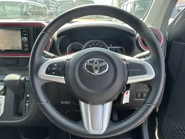トヨタ パッソ モーダ　S 島根県 2016(平28)年 0.6万km ブラックマイカメタリック/ダークエメラルドマイカ 2トーン 純正SDナビ（NSZT-W66T)/フルセグテレビ/Bluetoothオーディオ/純正前方ドライブレコーダー（DRT-H66A)/バックカメラ/ETC2.0/コーナーセンサー/衝突軽減ブレーキ/アイドリングストップ/ウィンカーミラー/ドアバイザー/スマートキー/プッシュスタート
